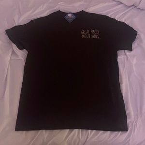 brown t shirt